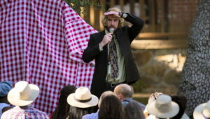 Jury Duty Presents: Company Retreat: 1×3